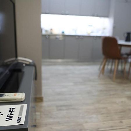 Όμορφο Διαμέρισμα Σε Διατηρητέο Κτίσμα Στην Αθήνα Exterior foto